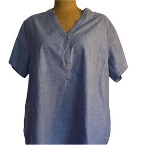 Riders by LEE Blue Women's V-neck with 3 buttons Top size 1X 100% cotton